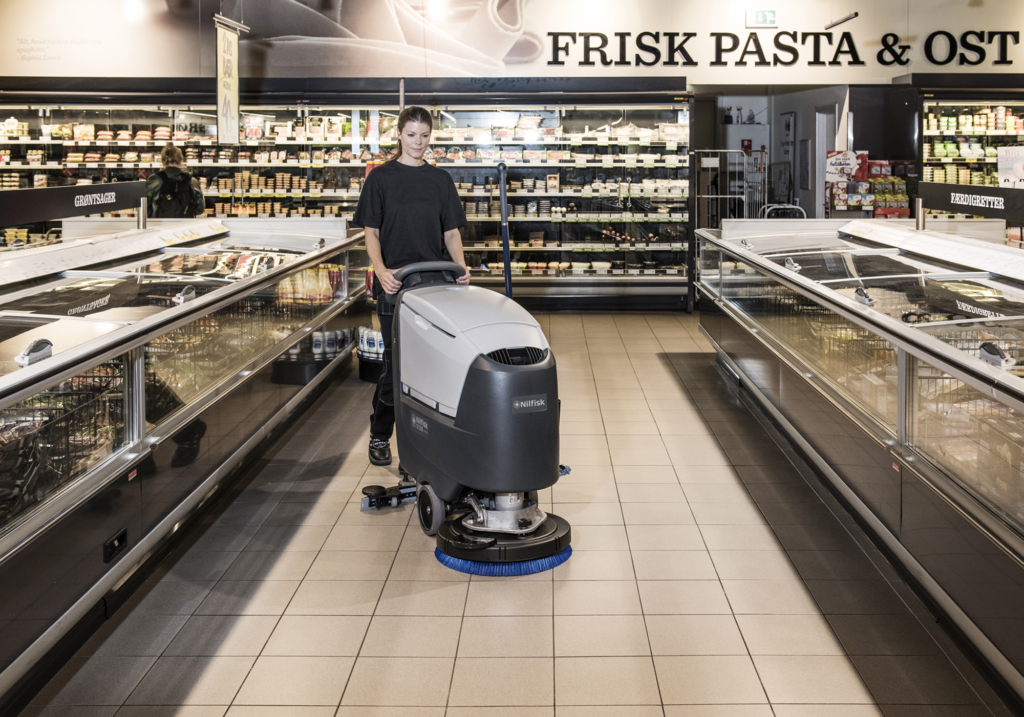 Lavadora Secadora de Pisos Nilfisk SC500